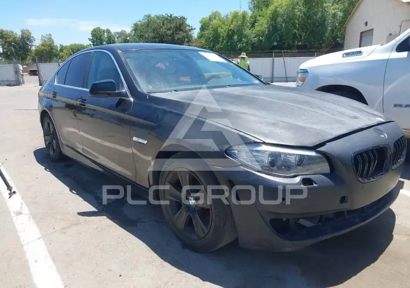 2011 BMW 528 фото