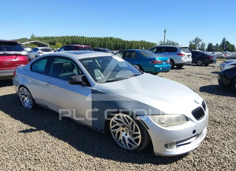 2011 BMW 335 фото