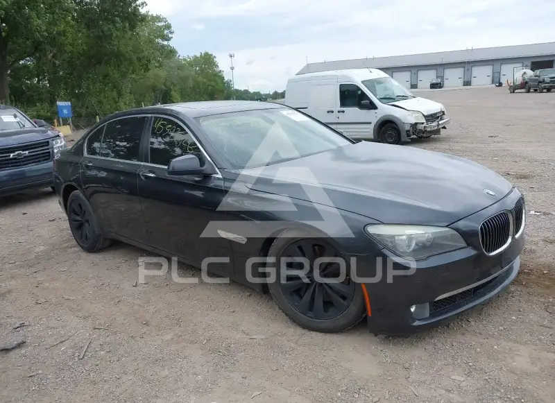 2011 BMW 740 фото