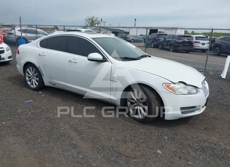 2011 Jaguar XF photo