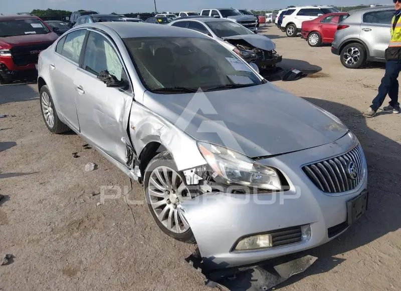 2011 Buick REGAL photo