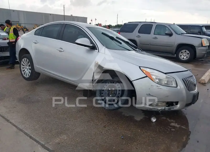 2011 Buick REGAL фото