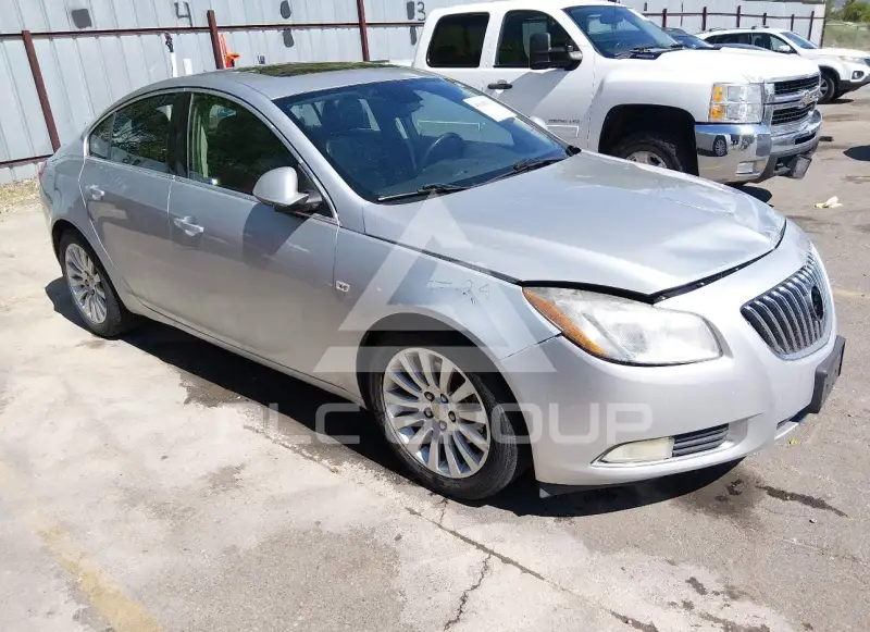 2011 Buick REGAL фото