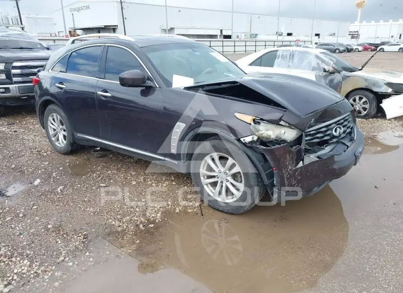 2011 Infinity FX35 фото