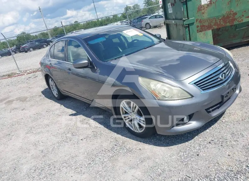 2011 Infinity G37 фото