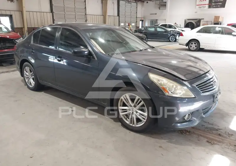2011 Infinity G37 фото