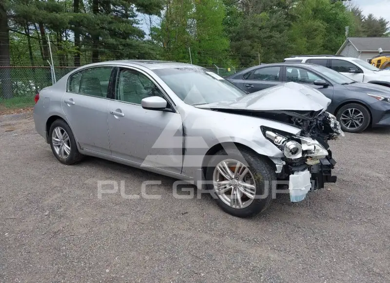 2011 Infinity G37 photo
