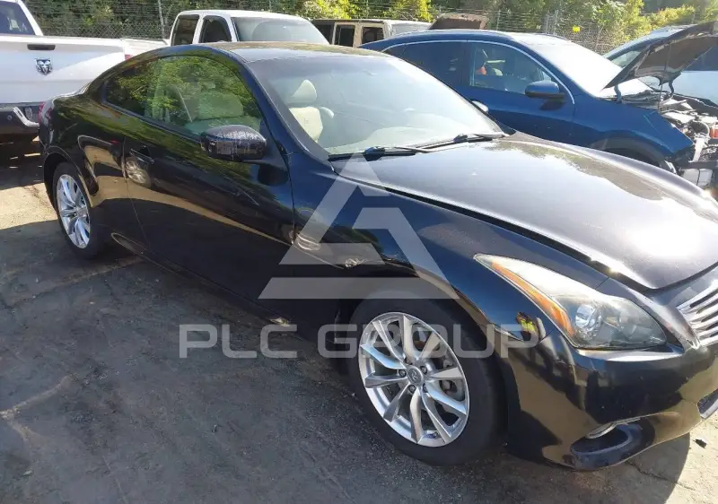 2011 Infinity G37 photo
