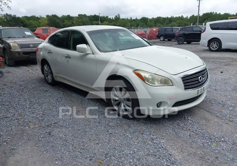 2011 Infinity M37 фото