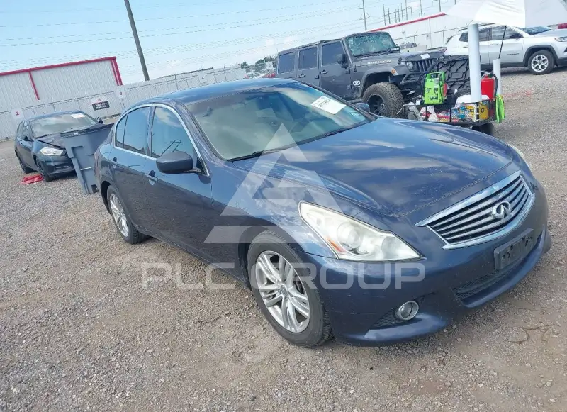 2011 Infinity G37 фото