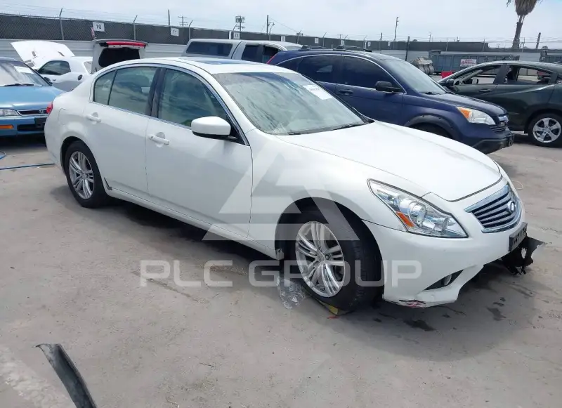 2011 Infinity G37 фото
