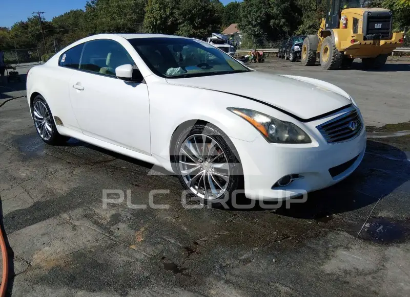 2011 Infinity G37 фото