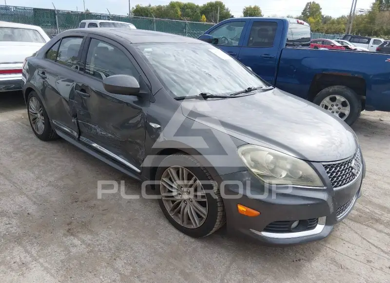 2011 Suzuki KIZASHI фото