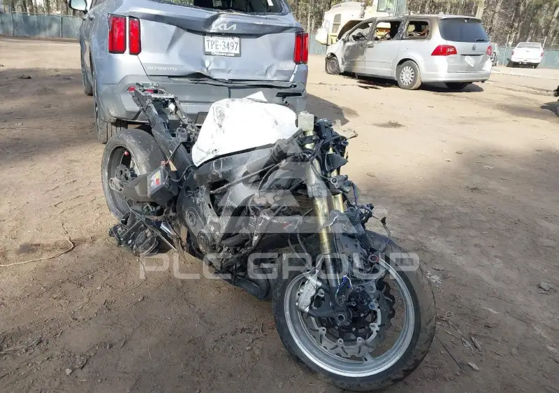 2011 Suzuki GSX photo