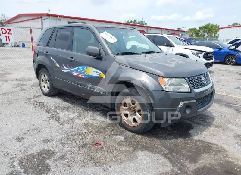 2011 Suzuki Grand Vitara photo