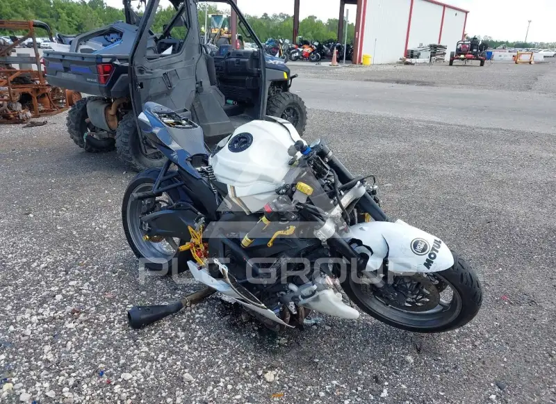 2011 Suzuki GSX-R600 фото