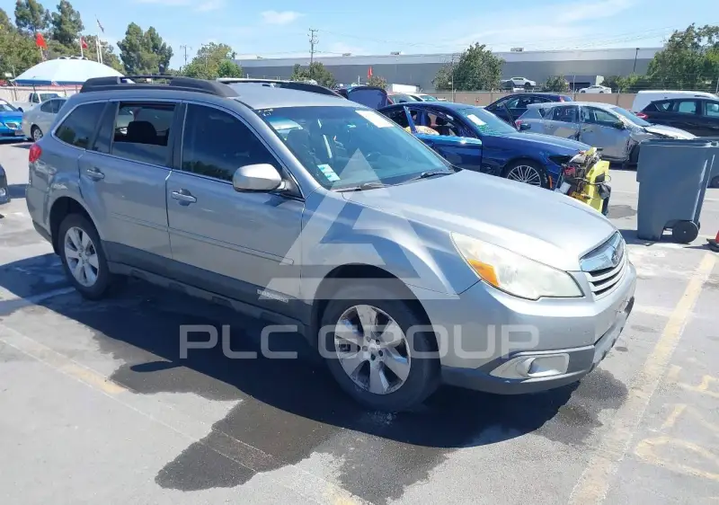 2011 Subaru Outback фото