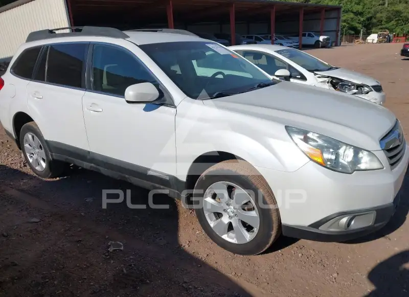 2011 Subaru Outback photo