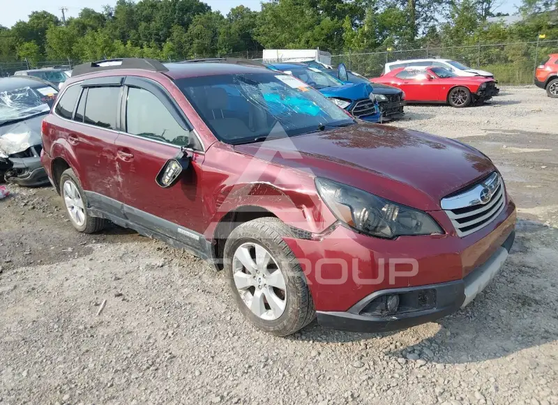 2011 Subaru Outback photo