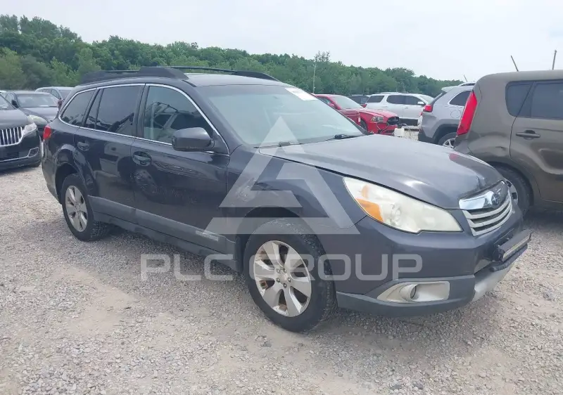 2011 Subaru Outback photo