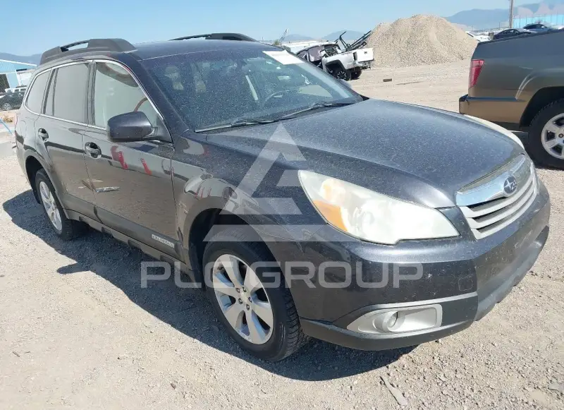 2011 Subaru Outback photo