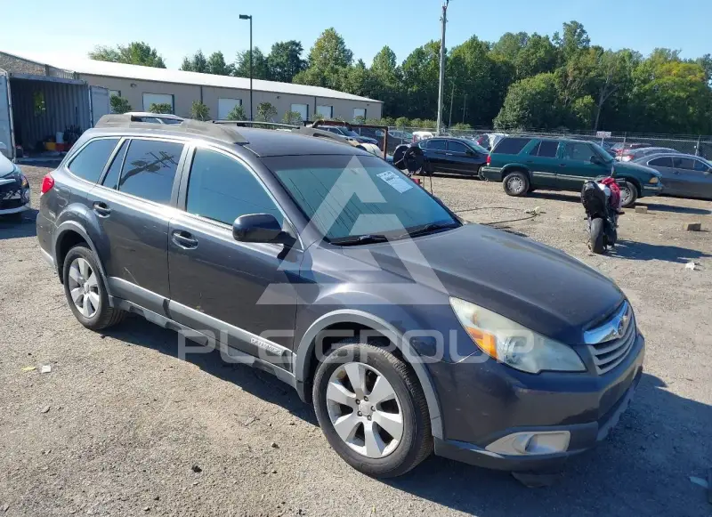 2011 Subaru Outback photo