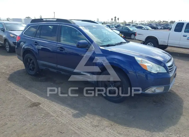 2011 Subaru Outback photo