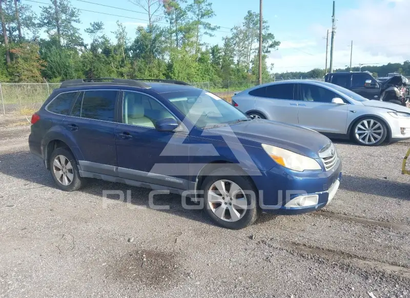 2011 Subaru Outback photo