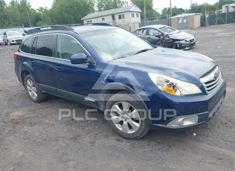 2011 Subaru Outback photo