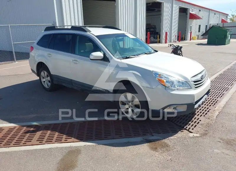 2011 Subaru Outback фото