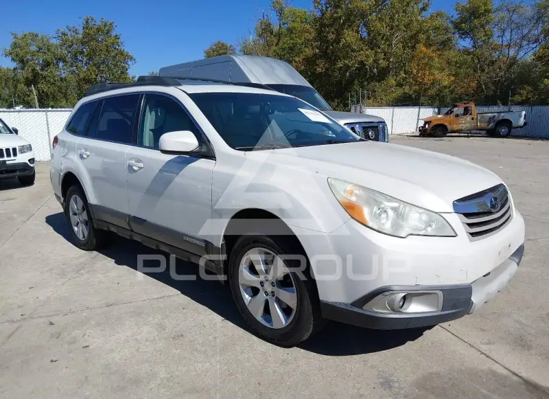 2011 Subaru Outback фото