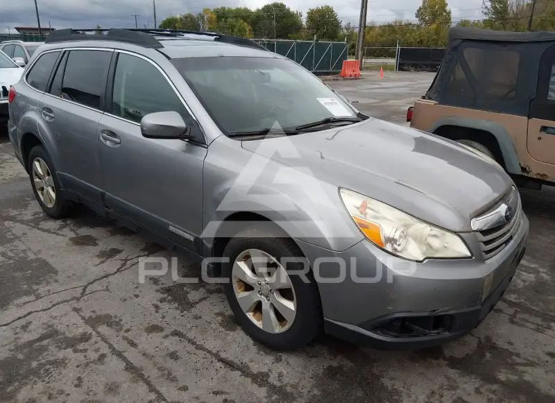 2011 Subaru Outback photo