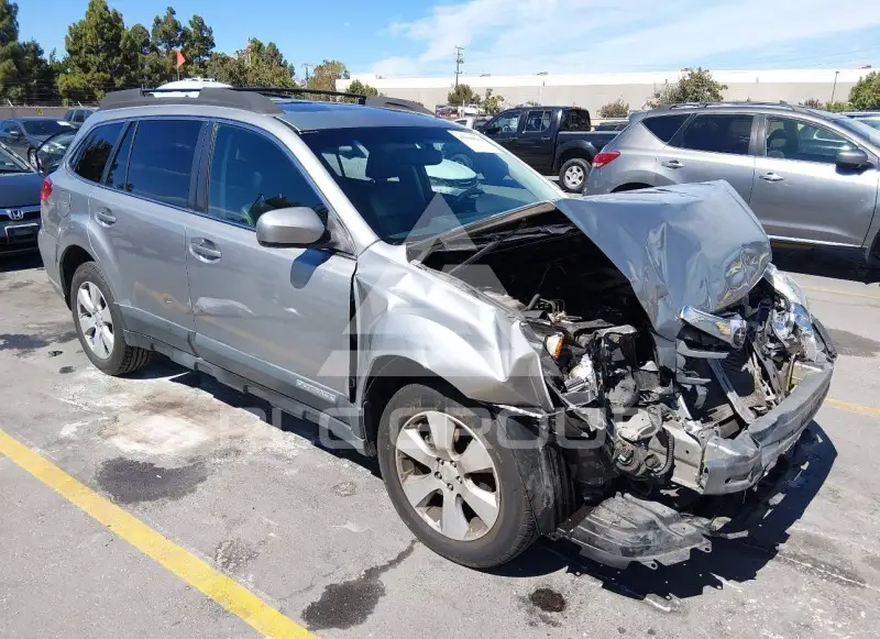 2011 Subaru Outback photo