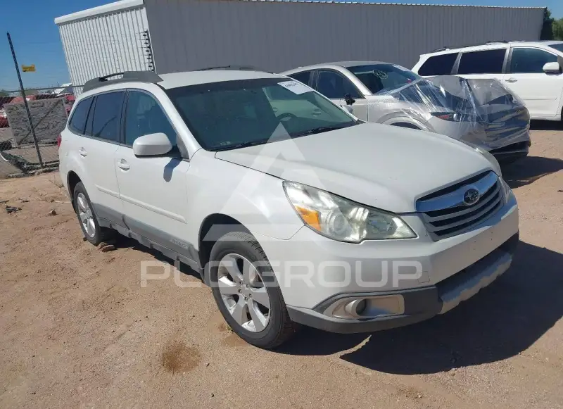 2011 Subaru Outback фото