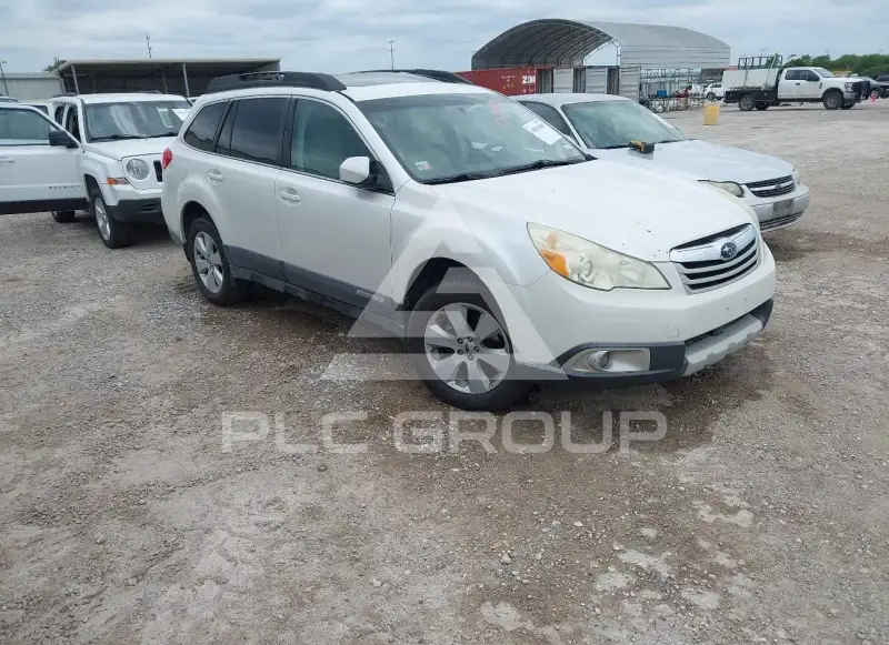 2011 Subaru Outback фото