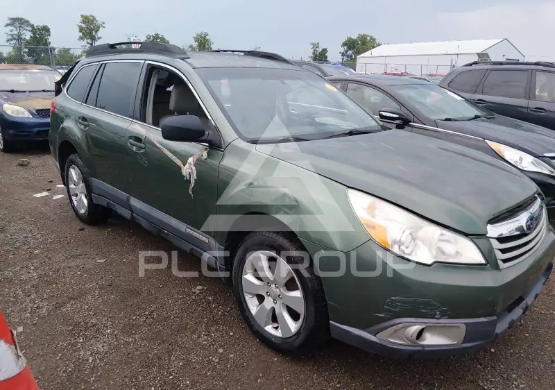 2011 Subaru Outback photo