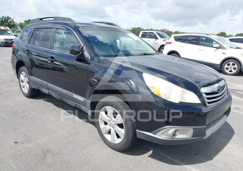 2011 Subaru Outback photo