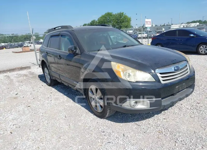 2011 Subaru Outback фото