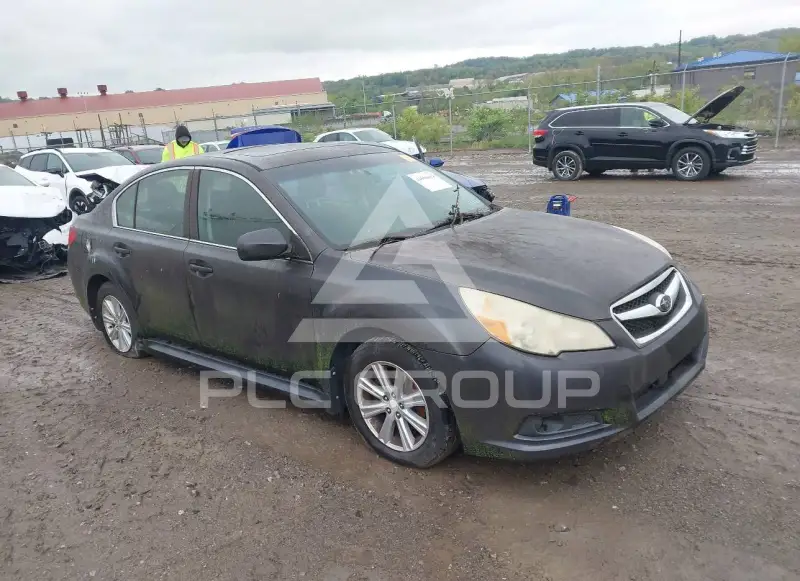 2011 Subaru Legacy photo