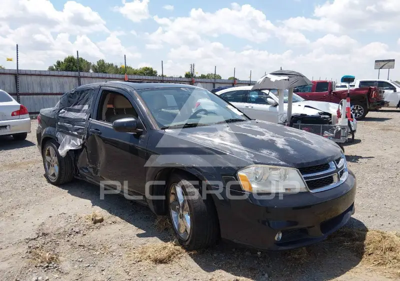 2011 Dodge AVENGER photo