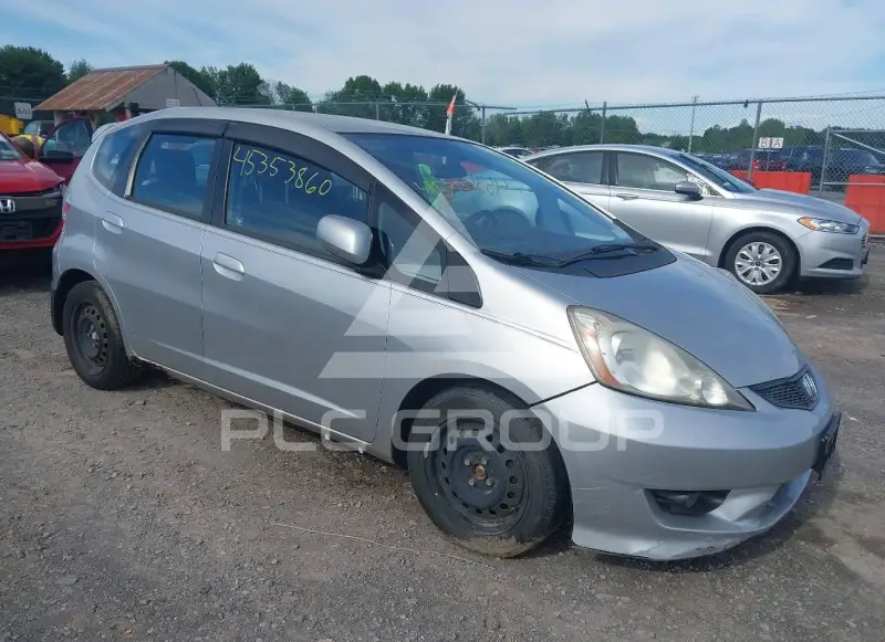 2011 Honda FIT photo