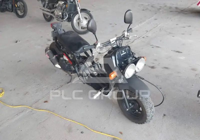 2011 Honda NP фото