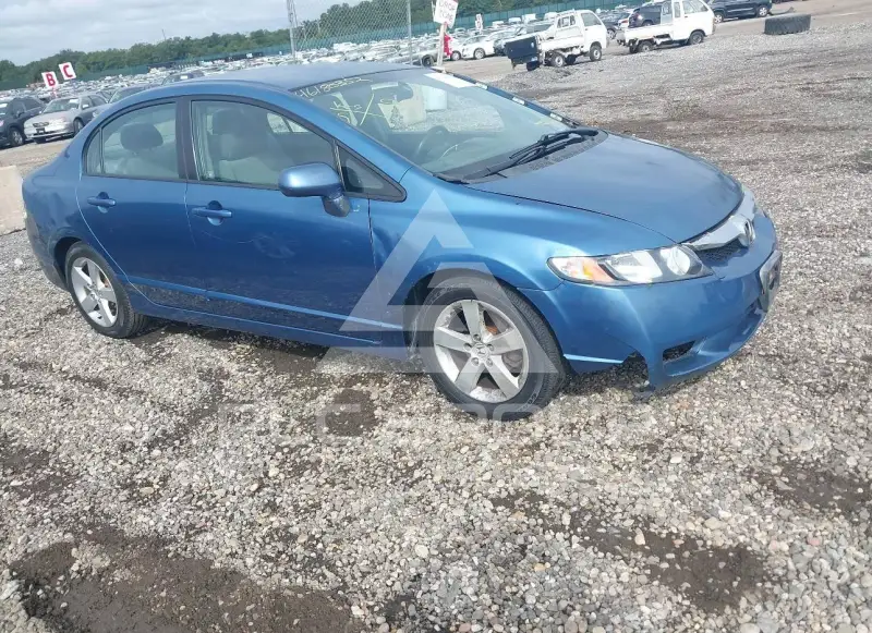 2011 Honda CIVIC фото