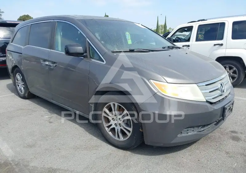 2011 Honda ODYSSEY фото
