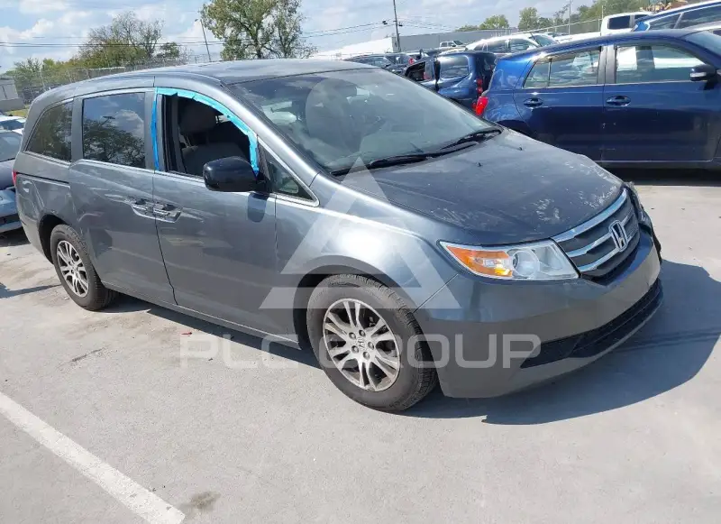 2011 Honda ODYSSEY фото
