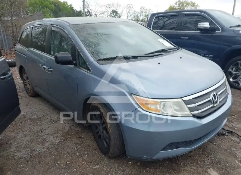 2011 Honda ODYSSEY photo