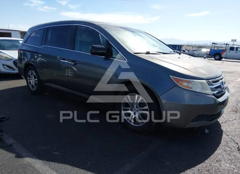 2011 Honda ODYSSEY фото
