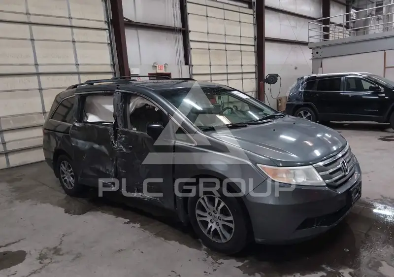 2011 Honda ODYSSEY фото