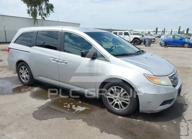 2011 Honda ODYSSEY фото