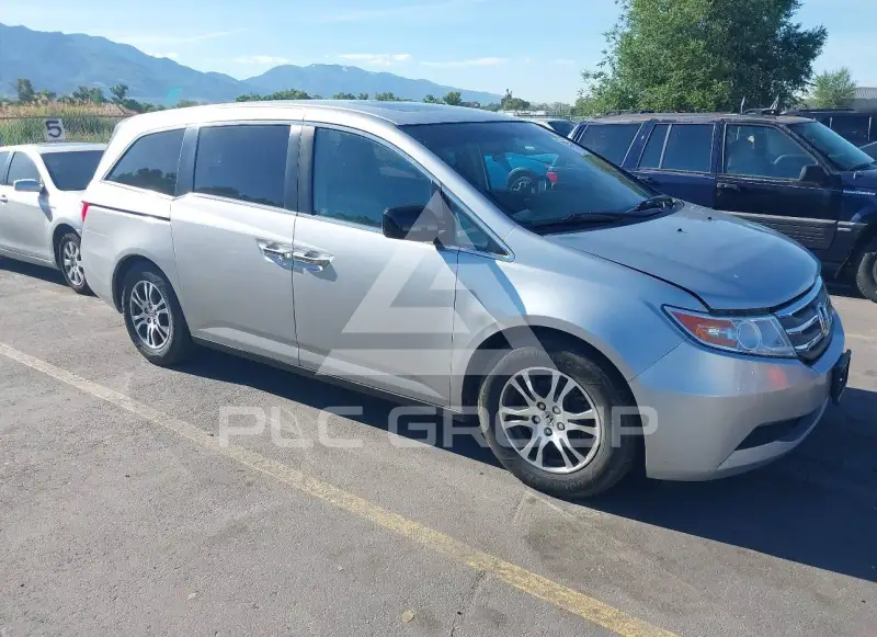 2011 Honda ODYSSEY фото